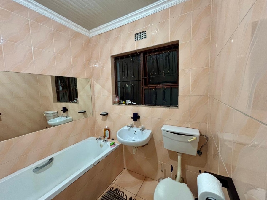 3 Bedroom Property for Sale in Highbury Park Western Cape